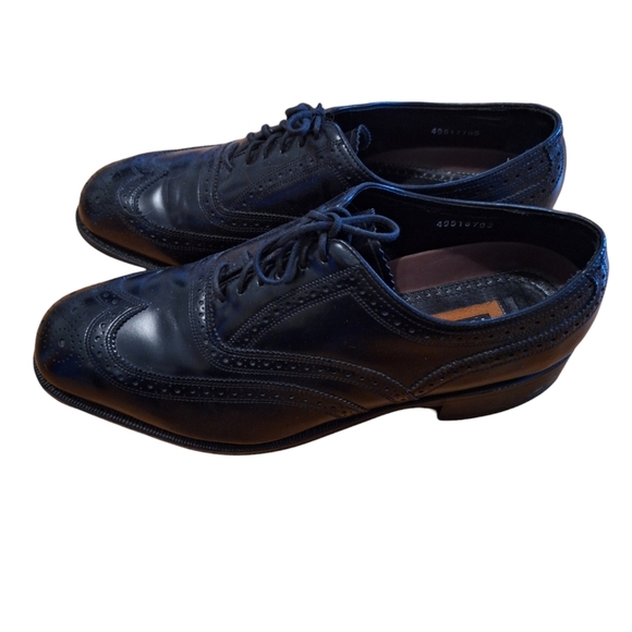 Florsheim Mens Size 10.5 dress shoes - Picture 4 of 6